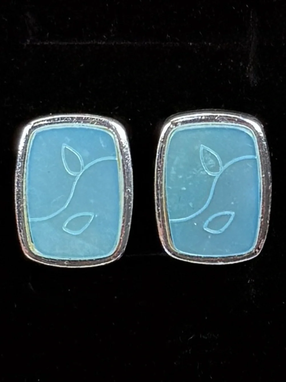 Silvertone and blue vintage clip on earrings